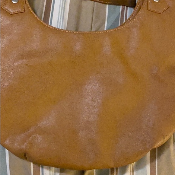 Tan hobo style shoulder bag - Picture 3 of 5
